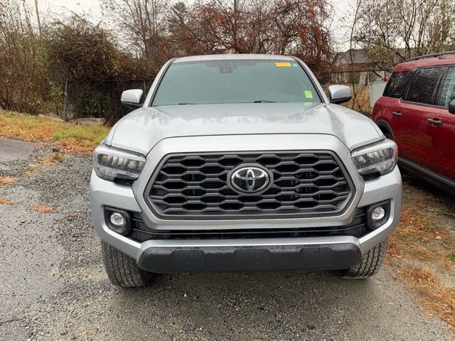 2022 Toyota Tacoma TRD Off-Road photo 4