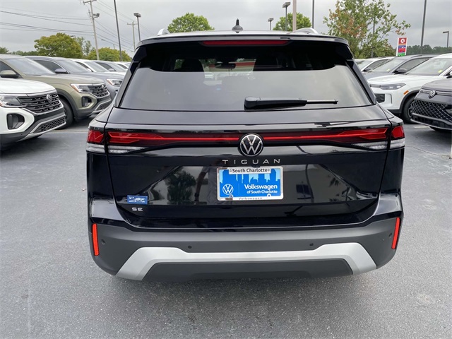 2025 Volkswagen Tiguan SE photo 4