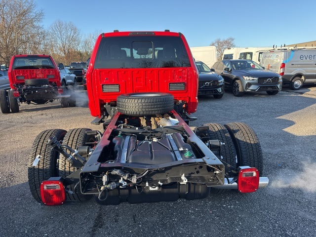 2024 Ford F-350 XL photo 4