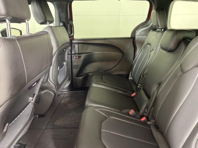 2026 Chrysler Pacifica photo 35