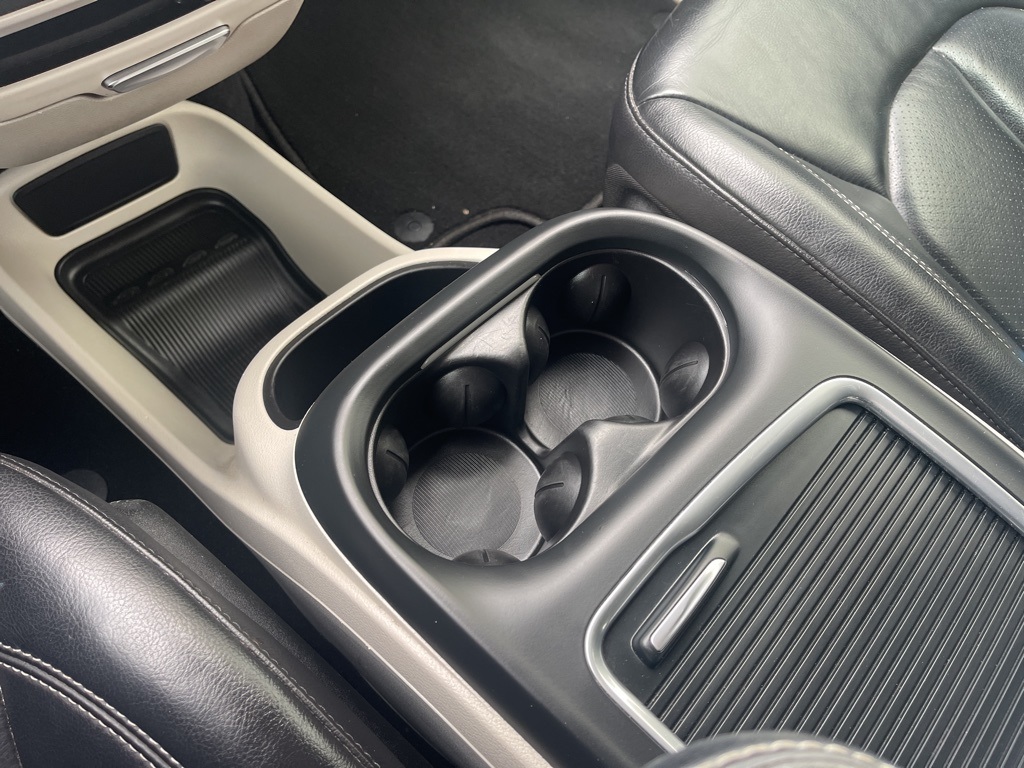 2022 Chrysler Pacifica Touring L photo 15