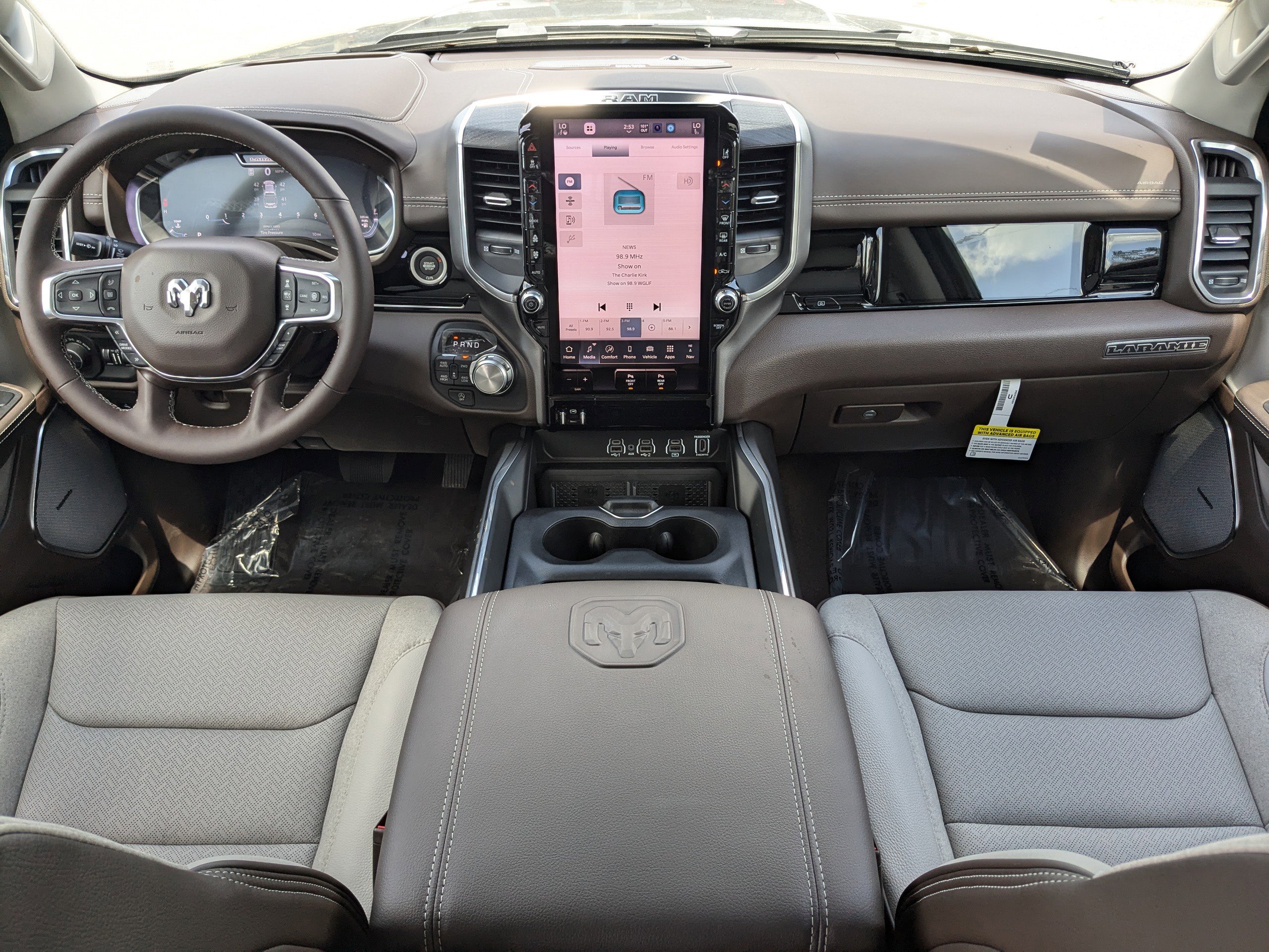 2025 Ram 1500 Laramie photo 12