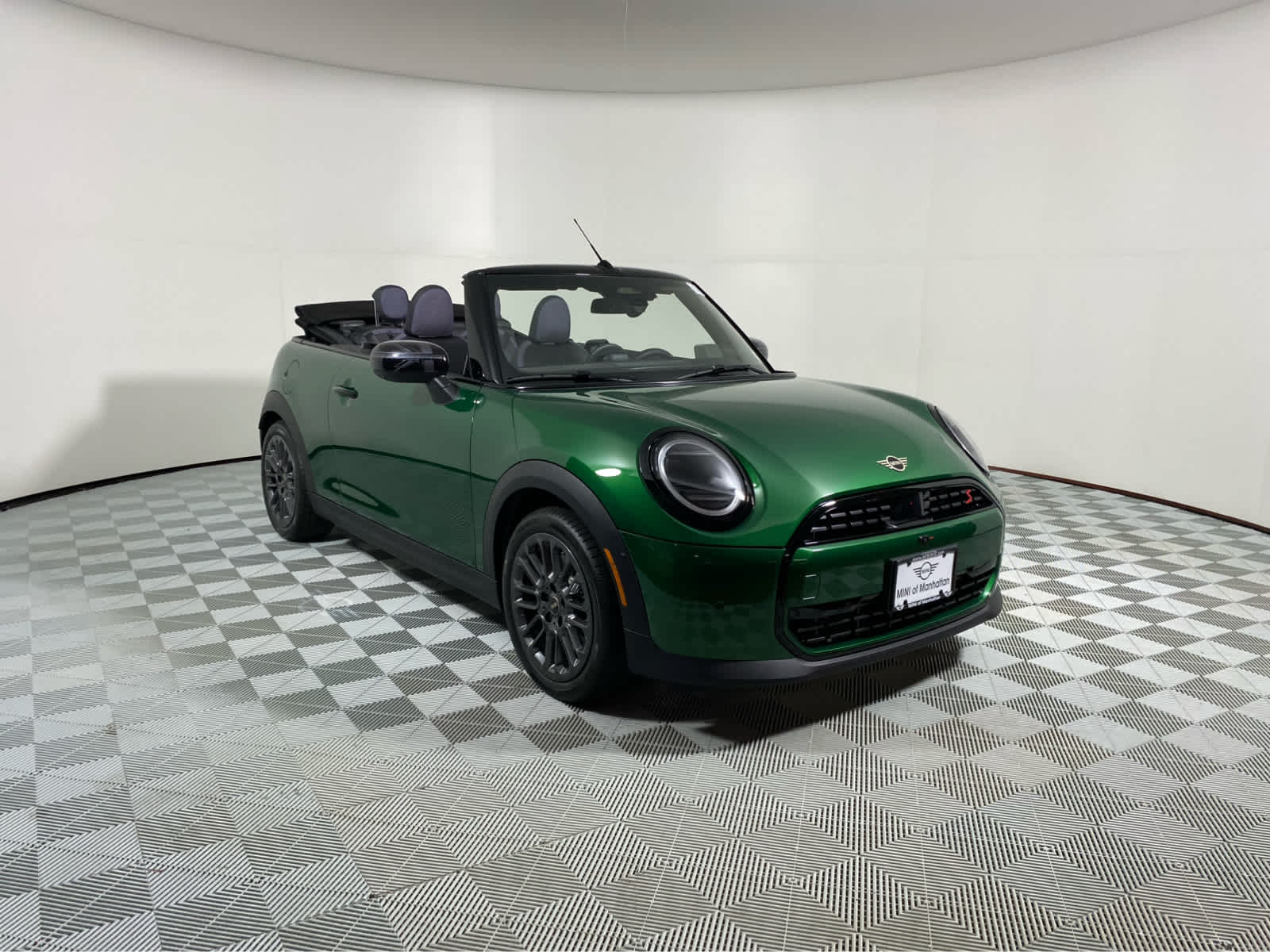 2026 MINI Convertible S's photo