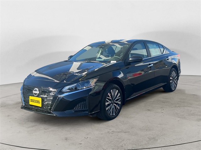 2025 Nissan Altima SV's photo