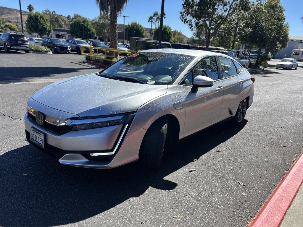 2018 Honda Clarity Plug-In Hybrid Touring photo 2