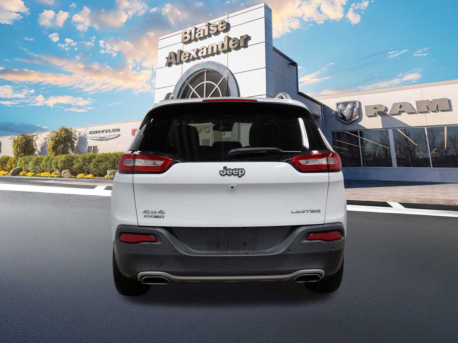 2018 Jeep Cherokee Limited photo 2