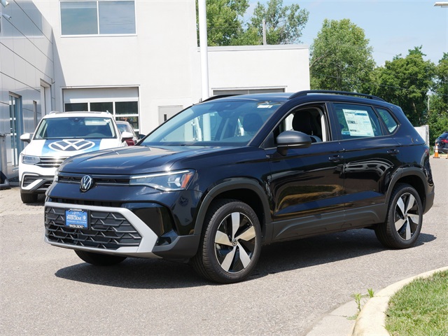 2025 Volkswagen Taos S photo 3