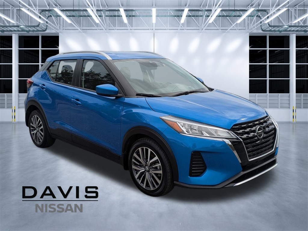 2021 Nissan Kicks SV's photo