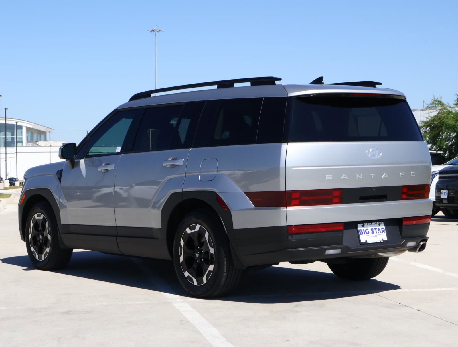 2025 Hyundai Santa Fe SEL photo 3