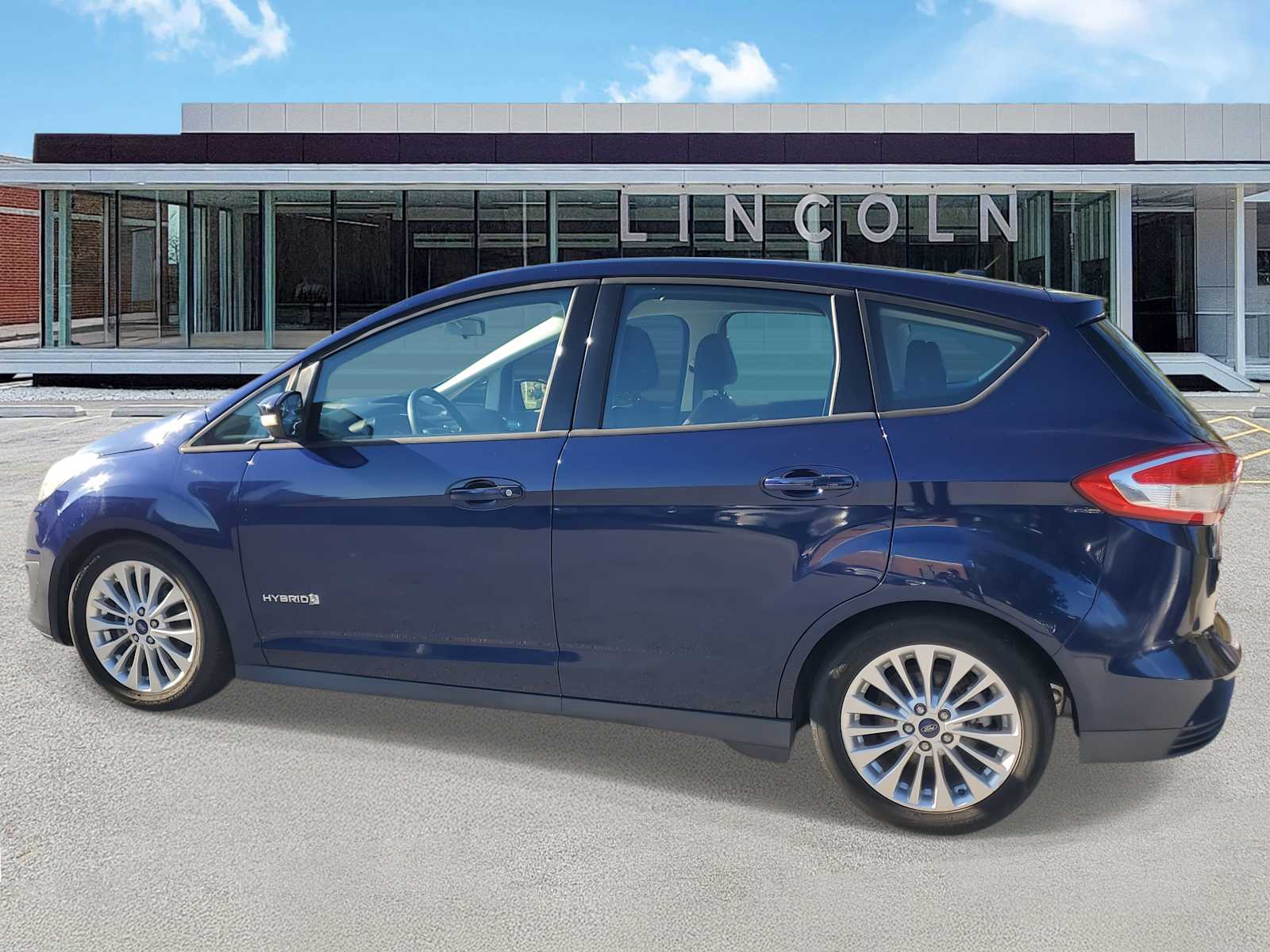 2017 Ford C-Max Hybrid SE photo 4
