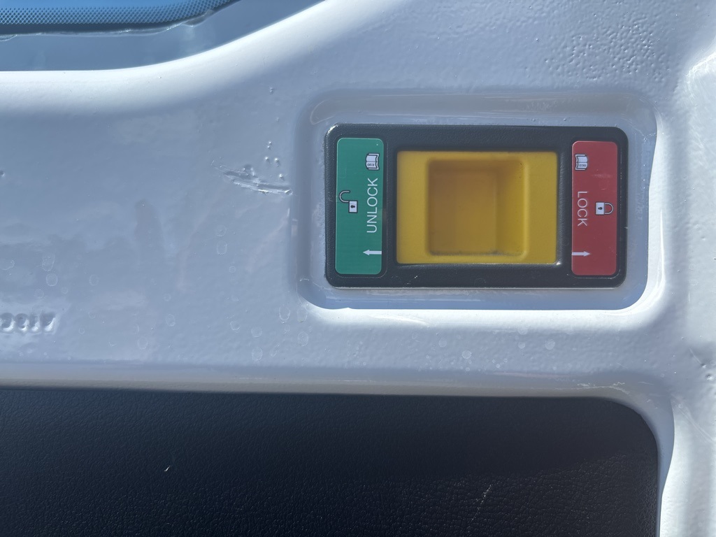 2023 Ford Transit Cargo Van photo 17