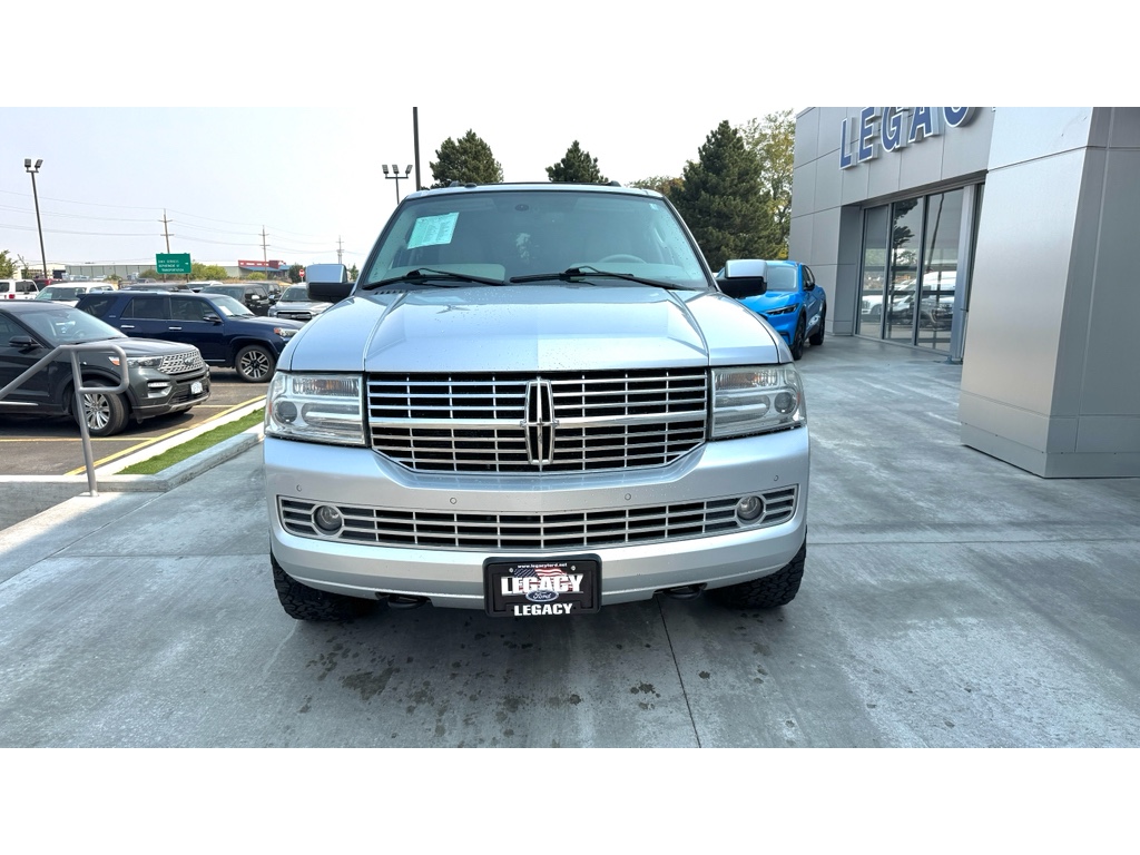 Used 2012 Lincoln Navigator Base with VIN 5LMJJ3J50CEL03082 for sale in La Grande, OR