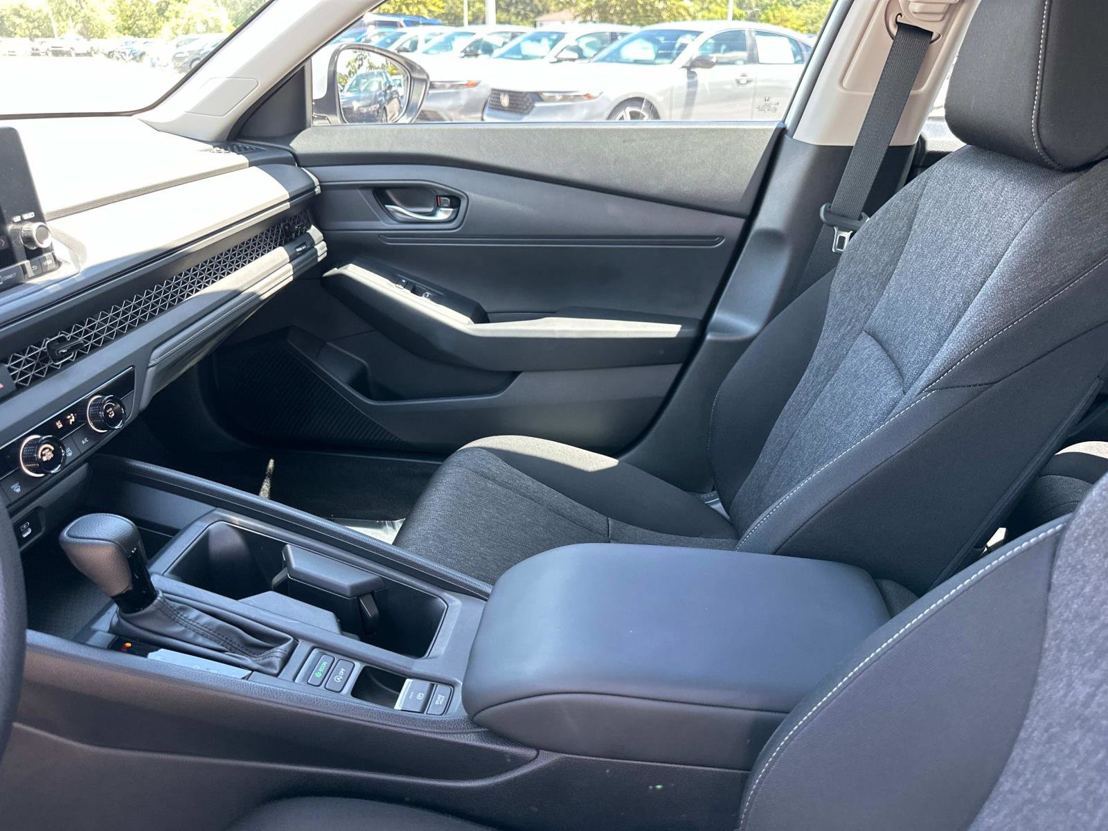 2023 Honda Accord LX photo 21