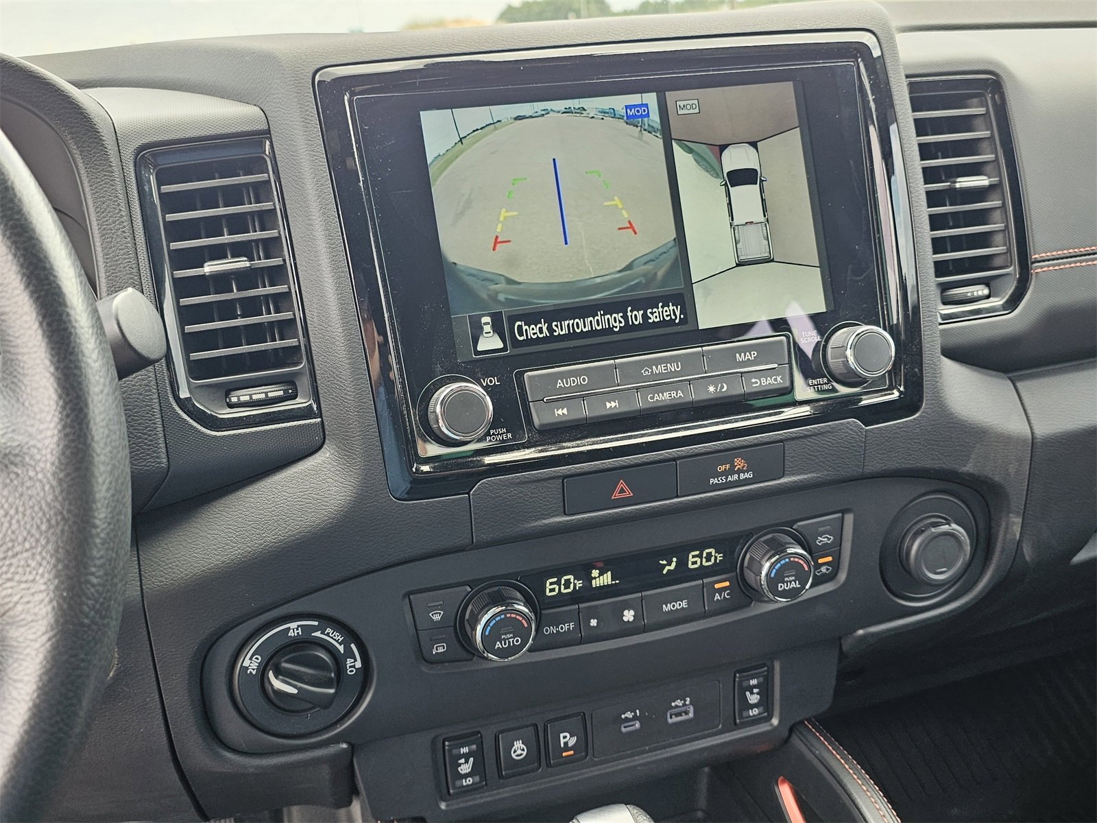 2023 Nissan Frontier PRO-4X Crew Cab photo 10