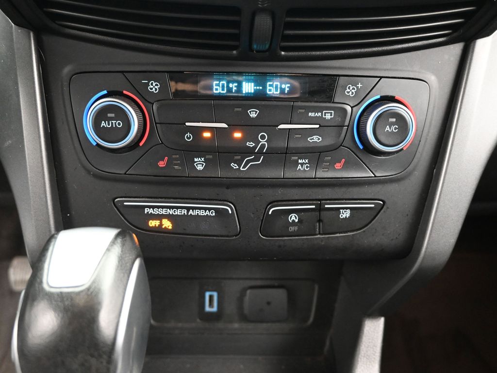 2018 Ford Escape SEL photo 15