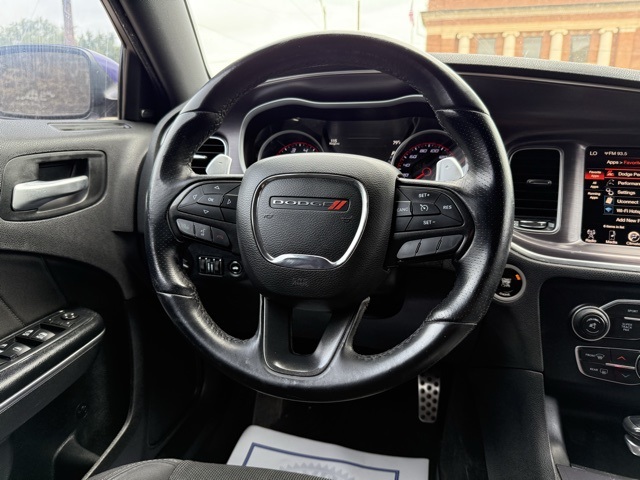 2016 Dodge Charger R/T Scat Pack photo 13