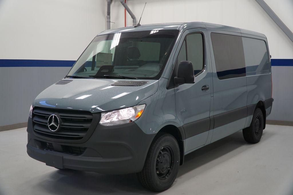 2026 Mercedes-Benz Sprinter Cargo Van Base's photo
