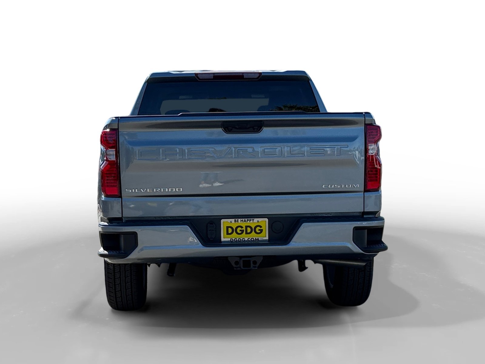 2026 Chevrolet Silverado Custom photo 4