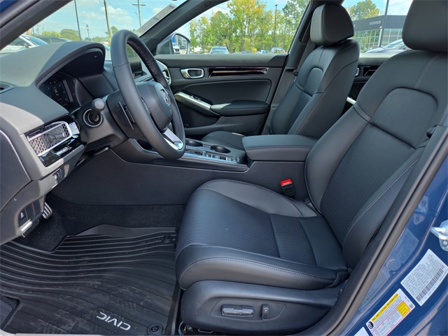 2026 Honda Civic Hybrid Sport Touring photo 4