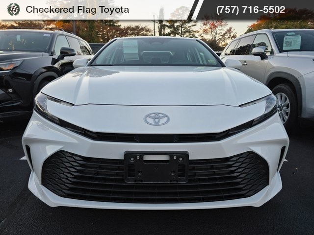 2025 Toyota Camry LE photo 2