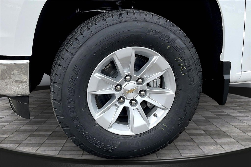 2025 Chevrolet Silverado 1500 photo 10