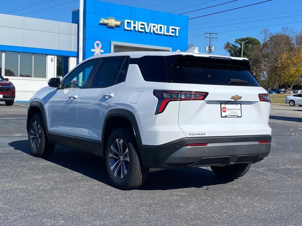 2026 Chevrolet Equinox LT photo 4