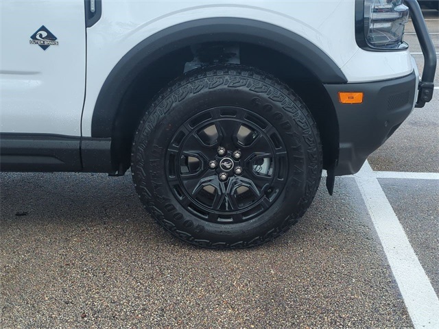 2025 Ford Bronco Sport Outer Banks photo 4