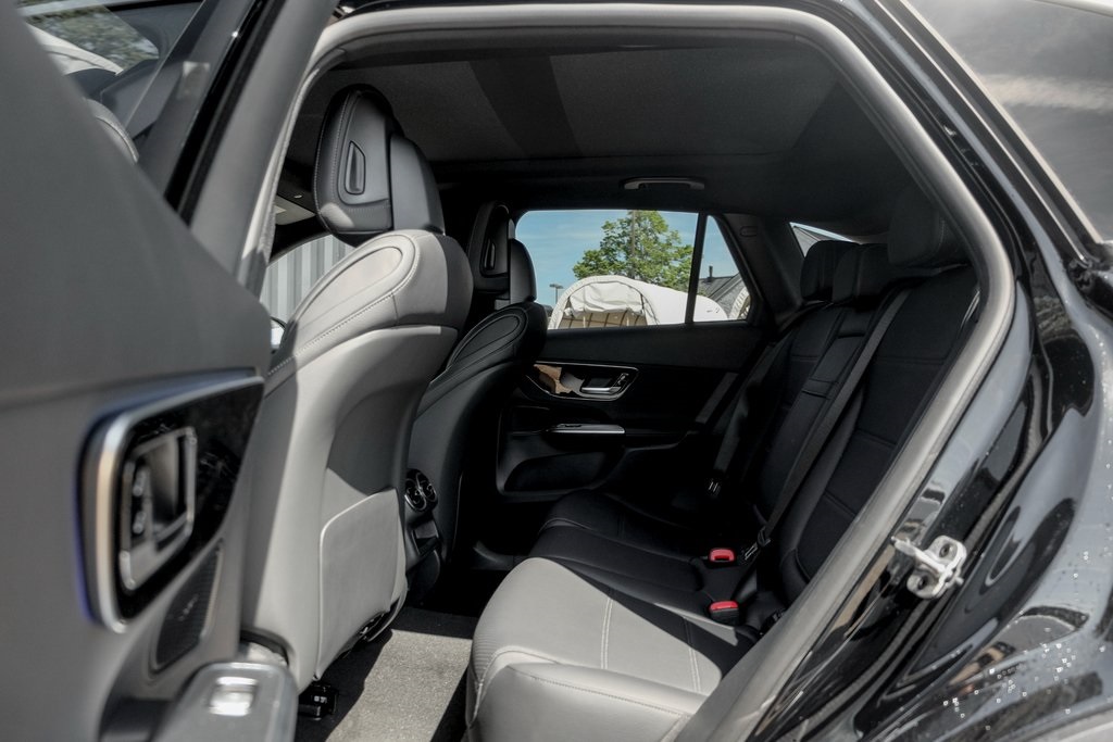 2025 Mercedes Benz GLC 300 4MATIC photo 13