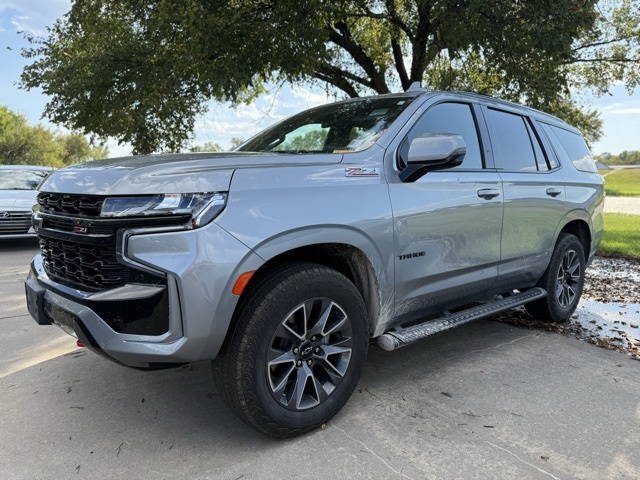 2023 Chevrolet Tahoe Z71 photo 2