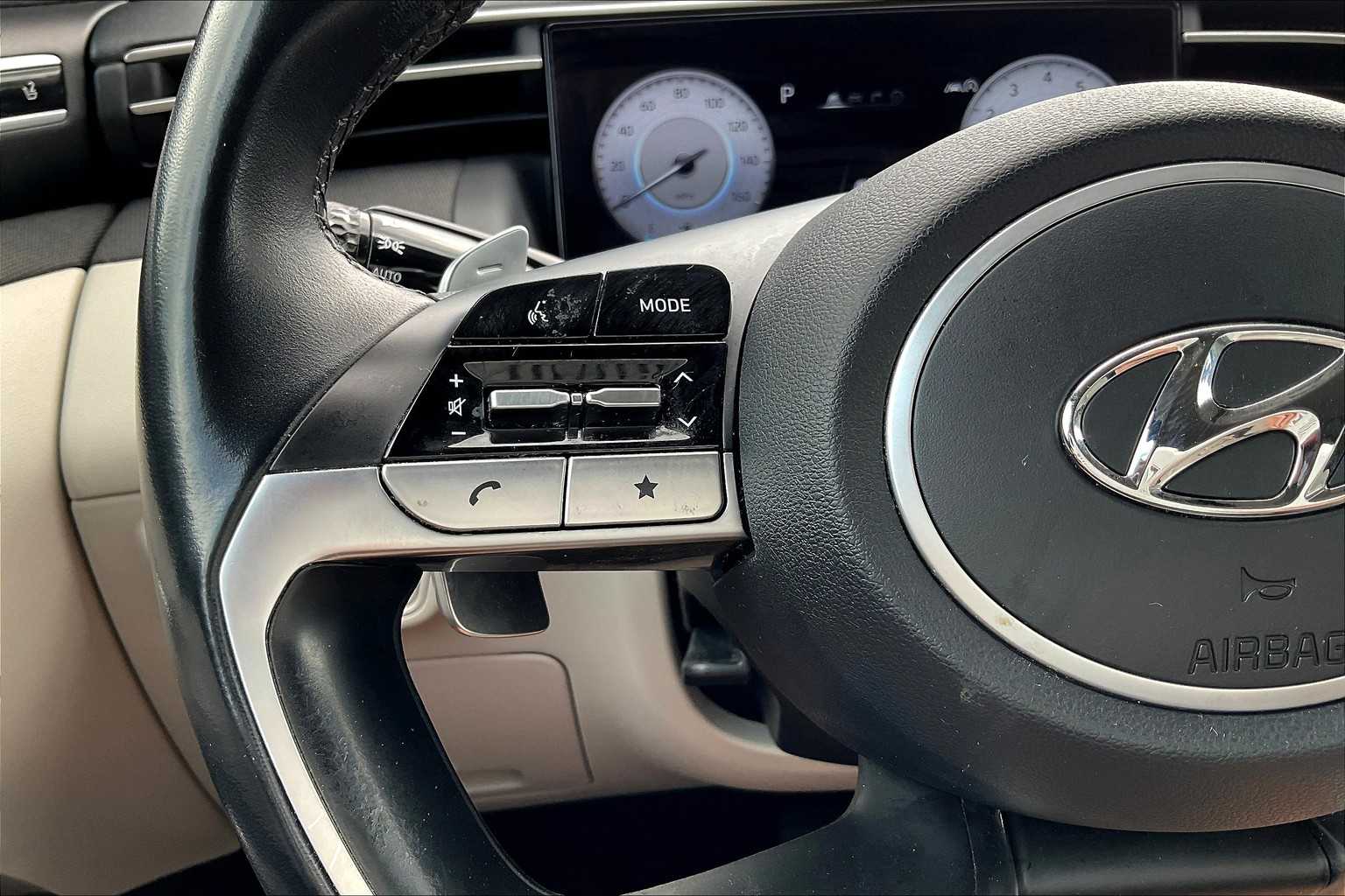 2023 Hyundai Tucson Limited photo 16