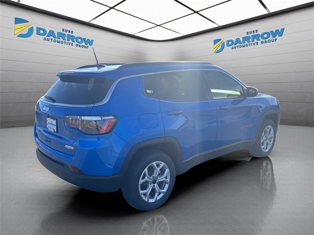 2025 Jeep Compass Latitude photo 4