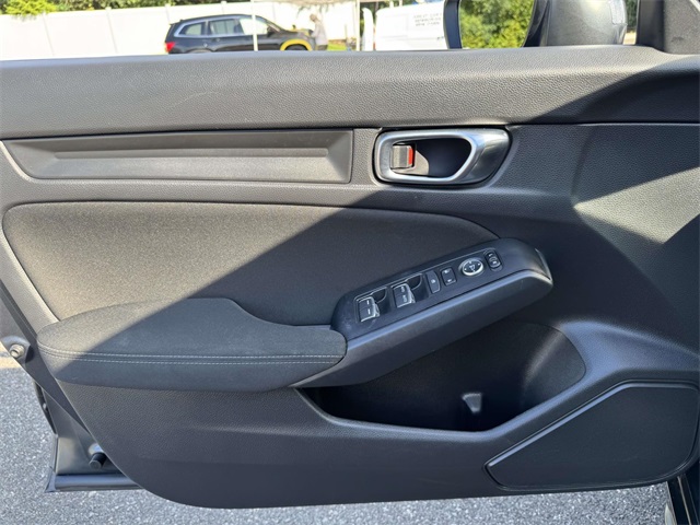 2022 Honda Civic Hatchback LX photo 14