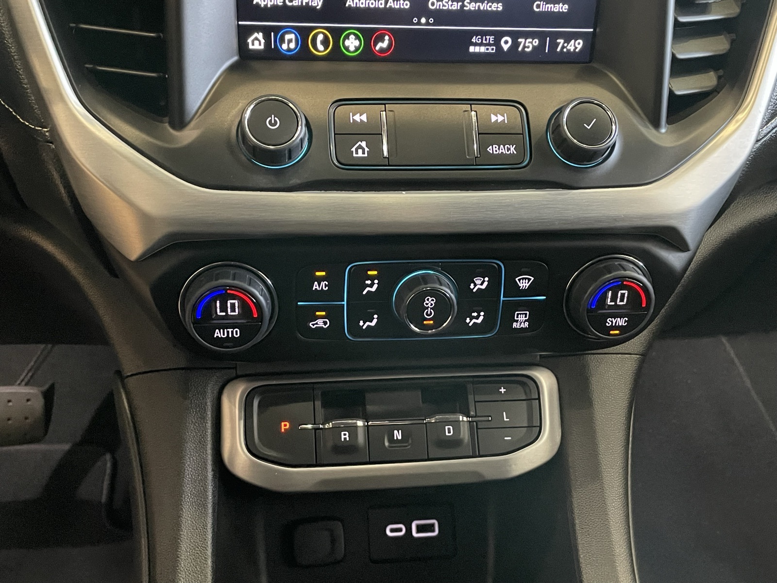 2023 Gmc Acadia SLE photo 24