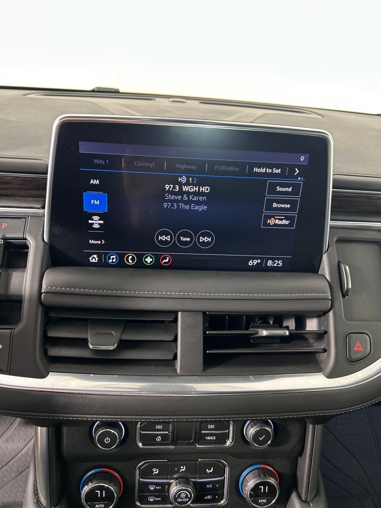 2021 Chevrolet Tahoe Z71 photo 21