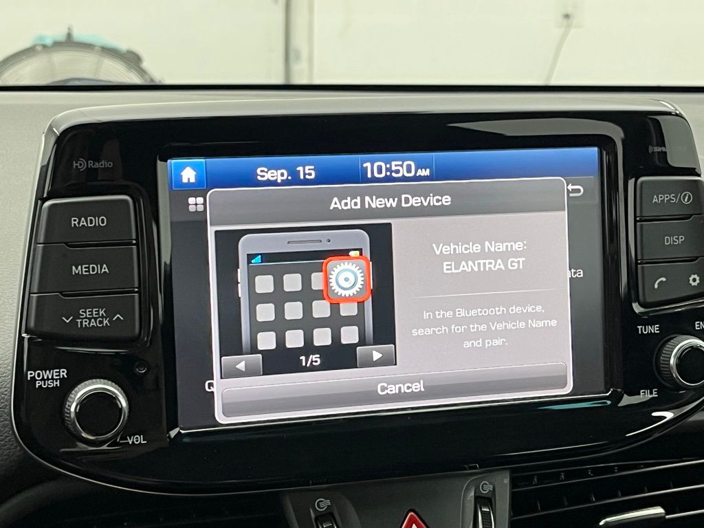 2019 Hyundai Elantra GT photo 3