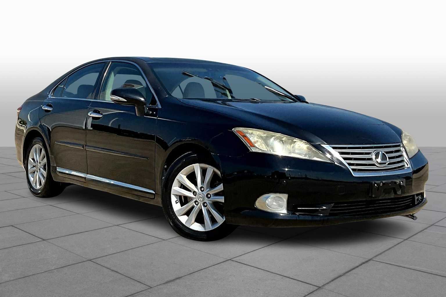 2011 Lexus ES 350 photo 2