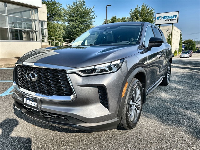 2025 Infiniti QX60 Pure AWD photo 5