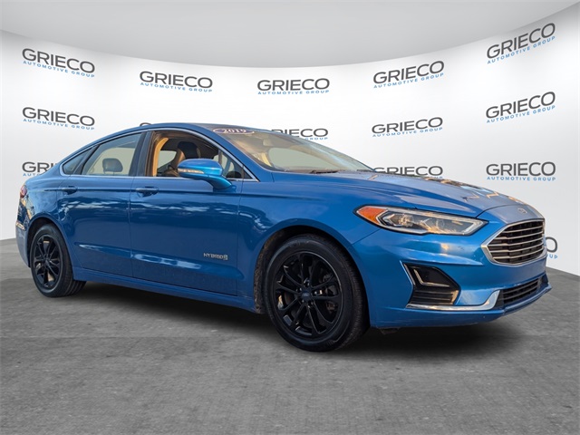 2019 Ford Fusion Hybrid SEL's photo