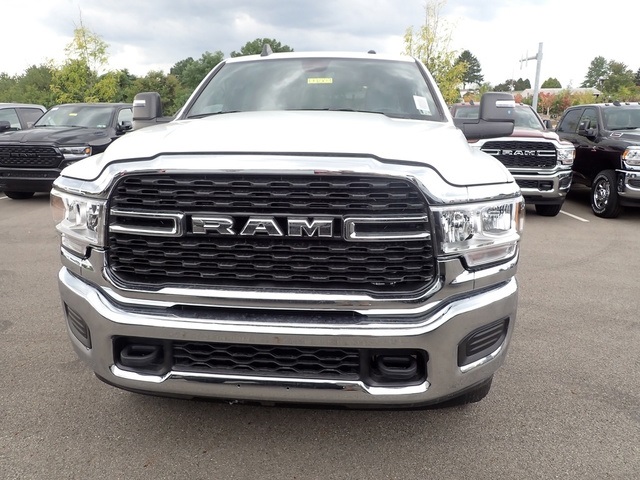 2024 Ram 3500 Big Horn photo 8