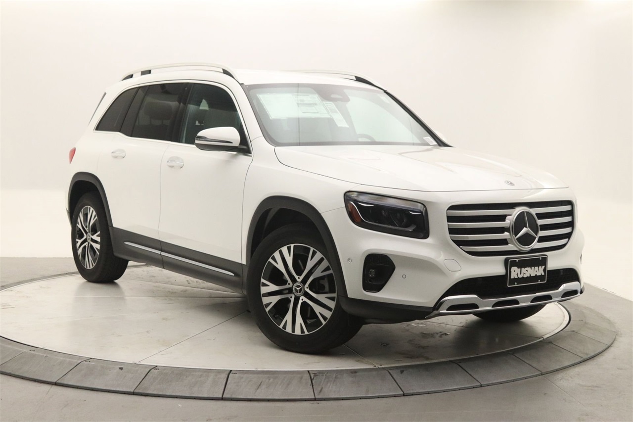 2025 Mercedes-Benz GLB Base's photo