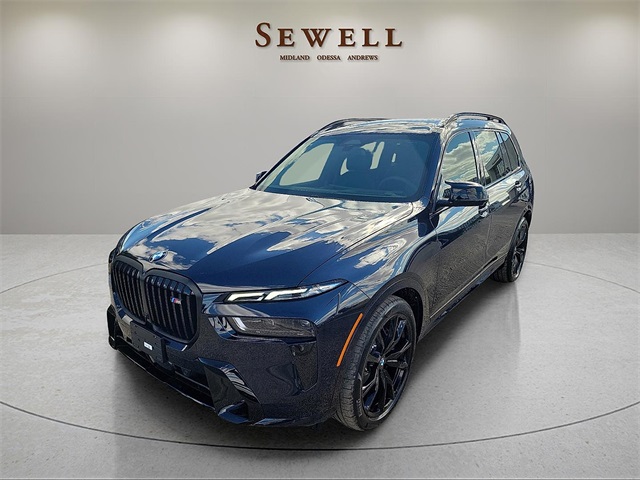 2026 BMW X7 M60i's photo