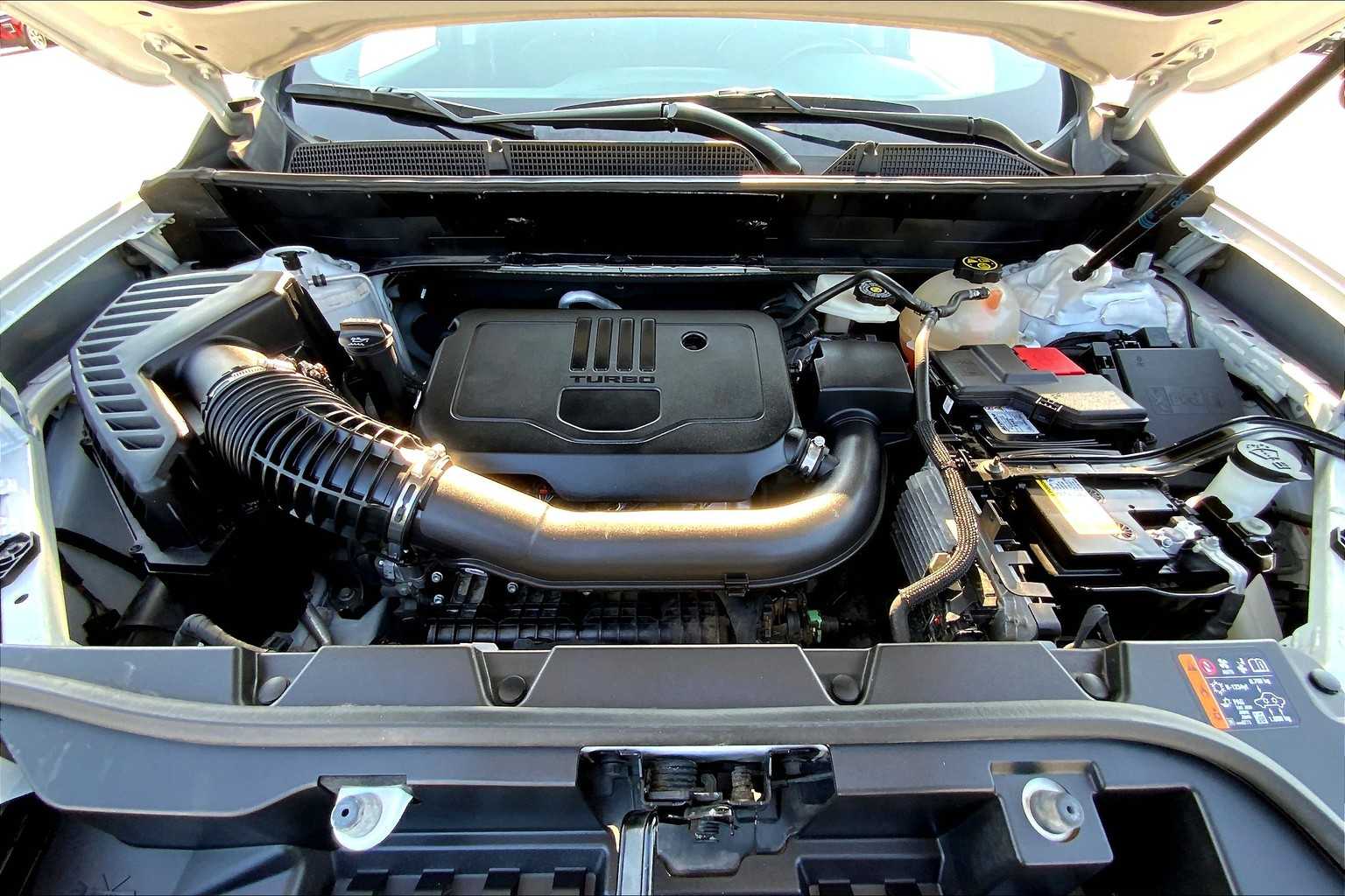 2023 Gmc Acadia SLT photo 28