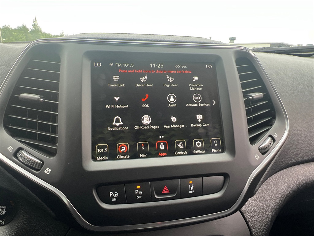 2023 Jeep Cherokee Altitude photo 17