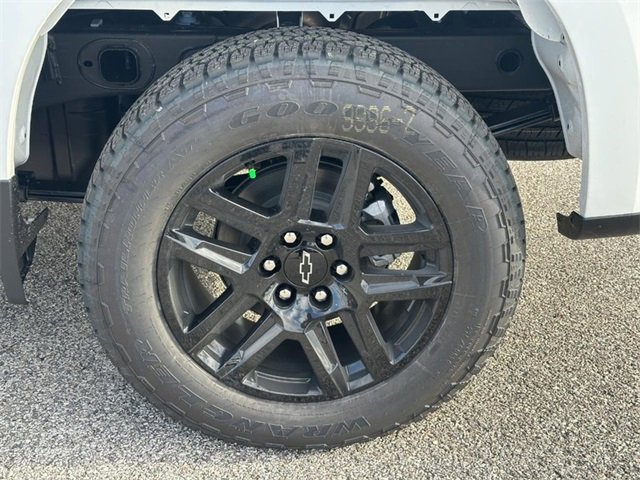 2026 Chevrolet Silverado 1500 RST photo 4