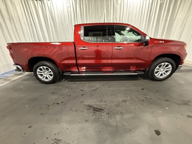 2025 Chevrolet Silverado 1500 LTZ photo 2
