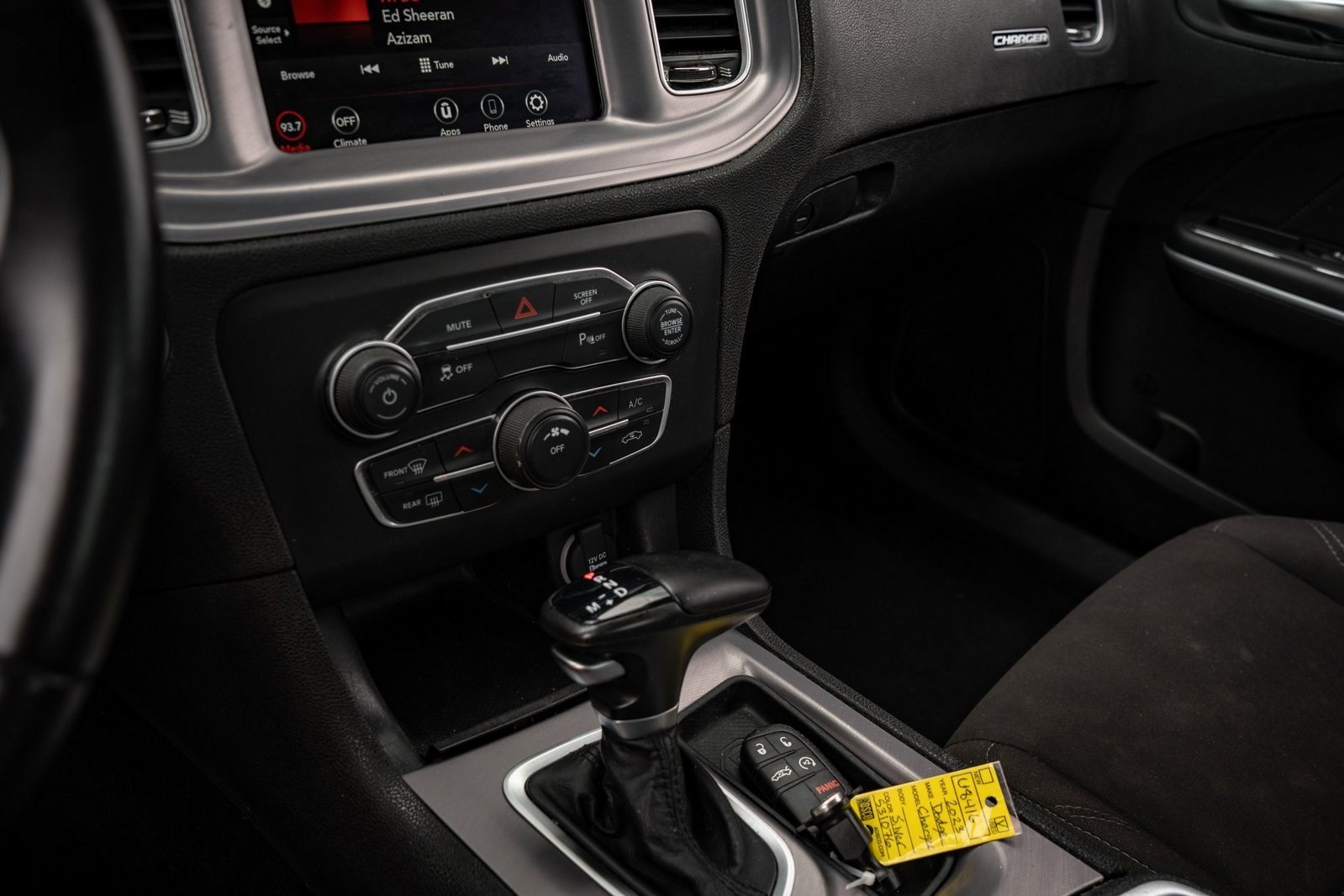 2023 Dodge Charger SXT photo 22
