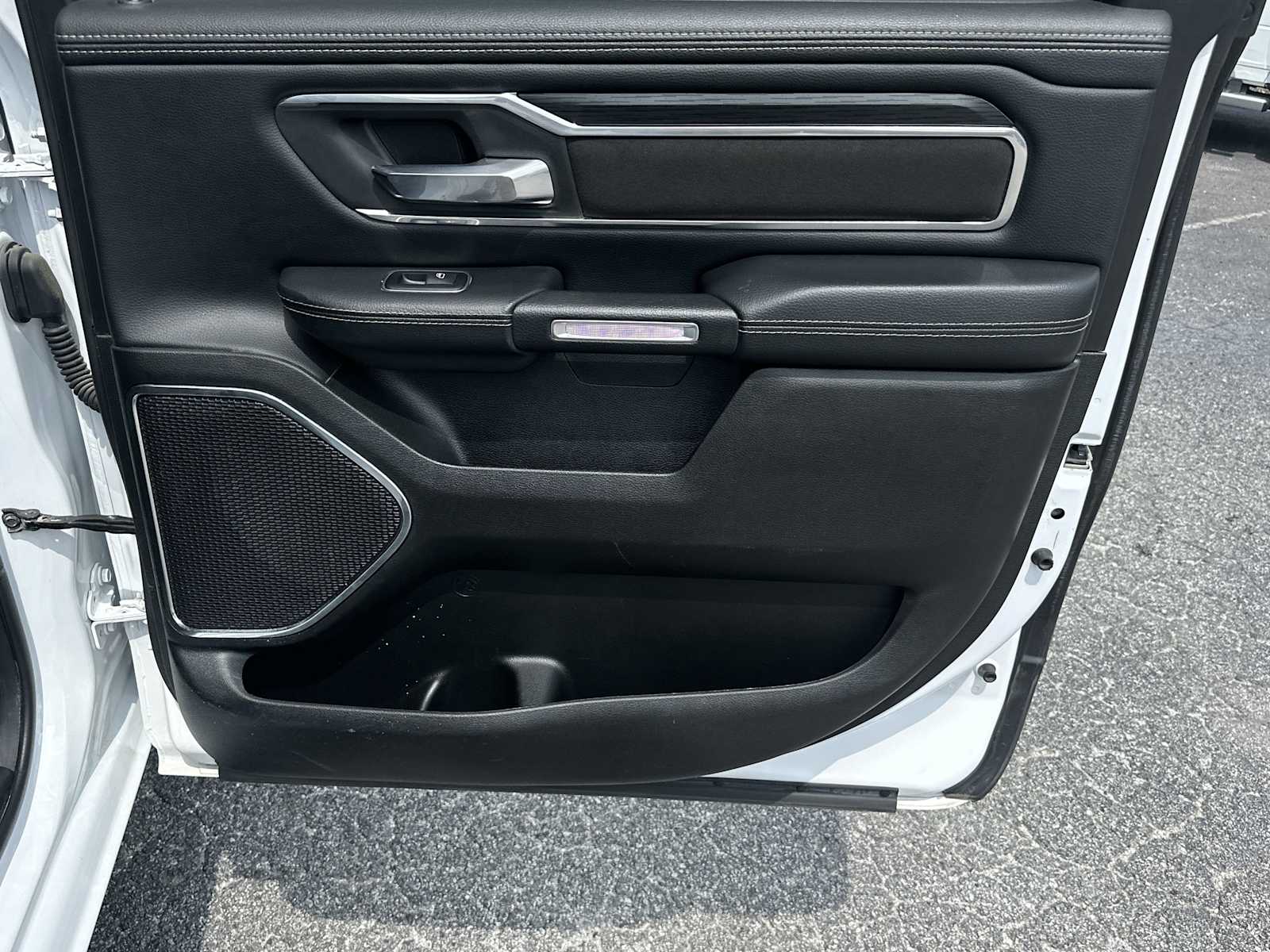 2024 Ram 1500 Laramie photo 15