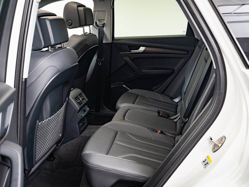 2024 Audi Q5 45 S line Premium photo 35