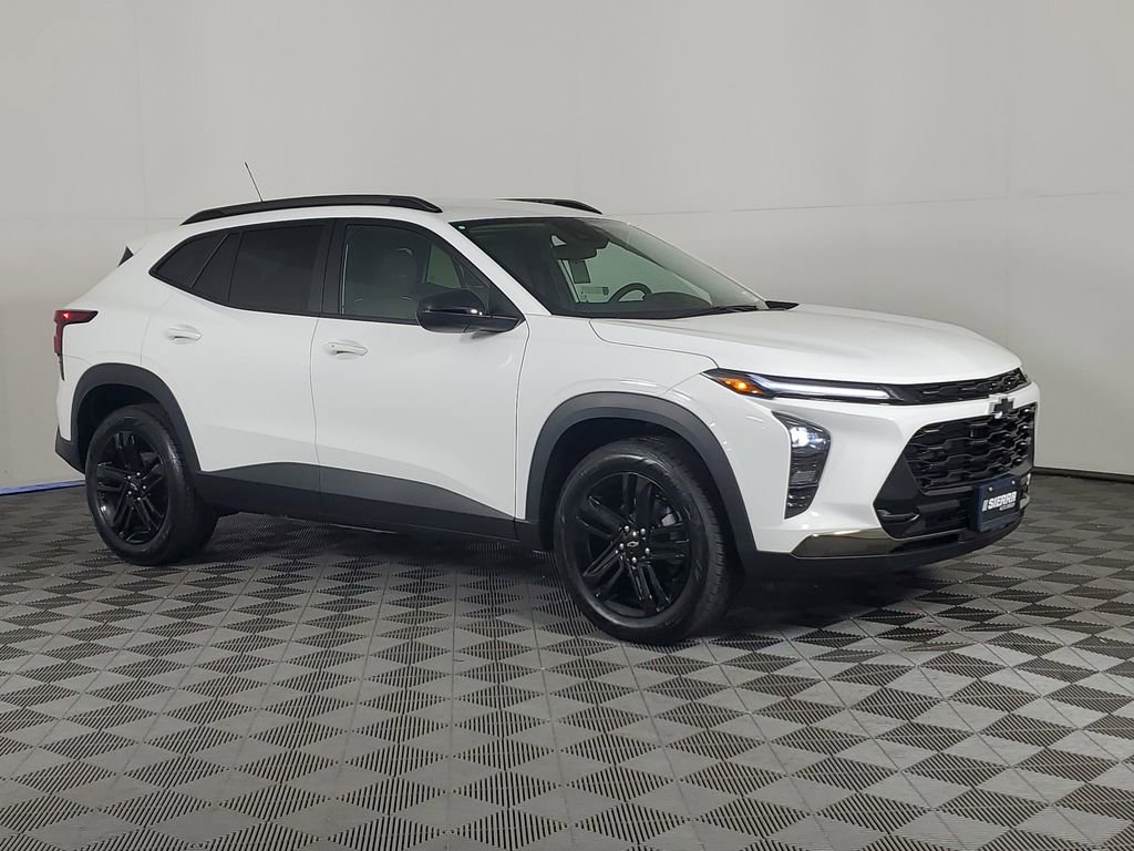 2026 Chevrolet Trax ACTIV photo 2