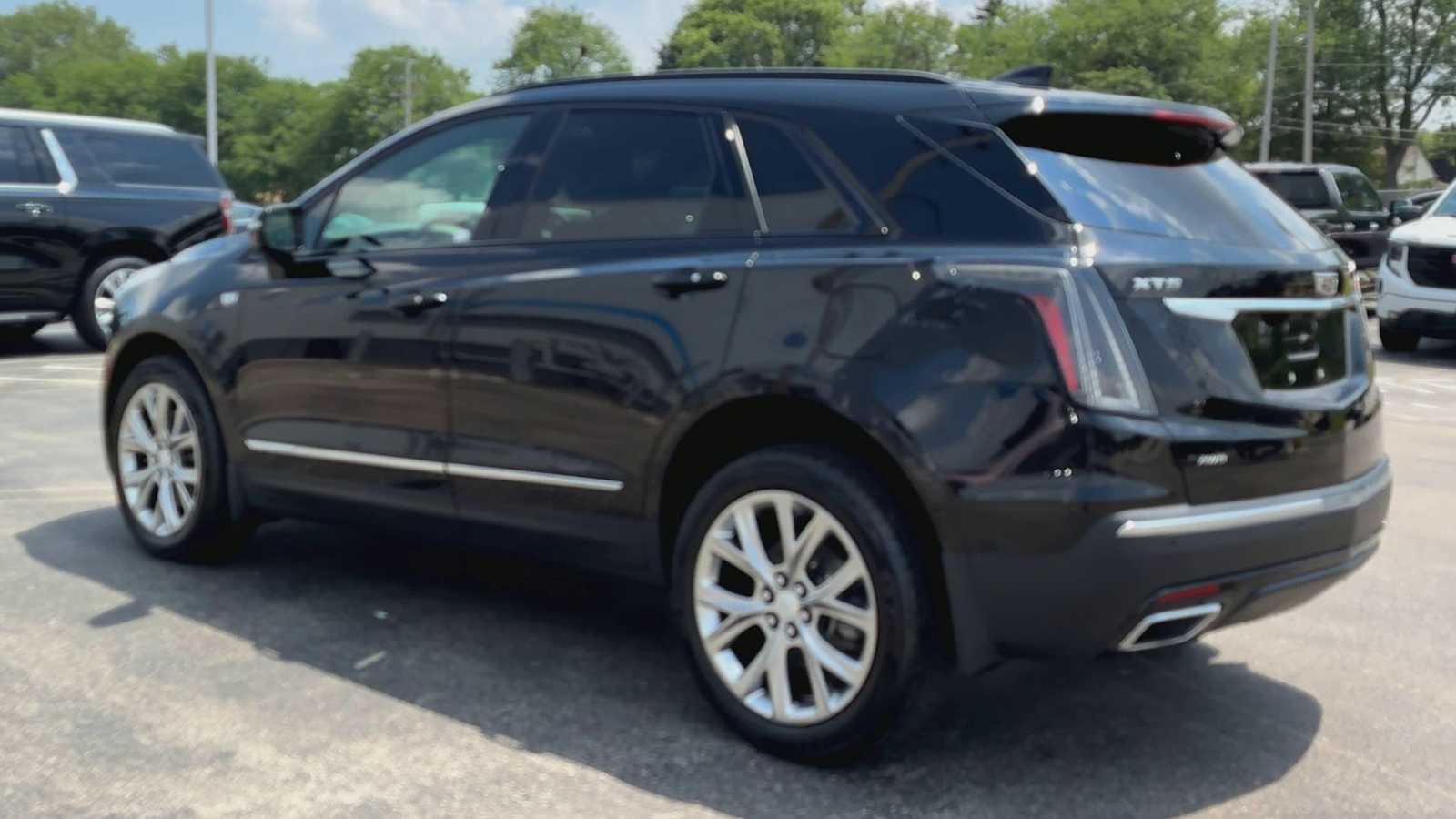 2021 Cadillac XT5 Sport photo 4